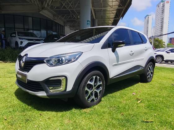 RENAULT CAPTUR 2.0 16V HI-FLEX INTENSE AUTOMÁTICO RENAULT CAPTUR 2.0 16V HI-FLEX INTENSE AUTOMÁTICO